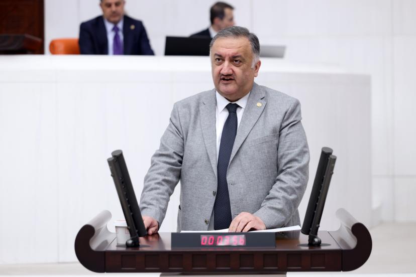 DEVA Partili Karal: “Bir yanda açlık sınırının altında yaşayan milyonlar, diğer yanda bir çırpıda, torununun torununun torununa yetecek kadar servet kazananlar var!”