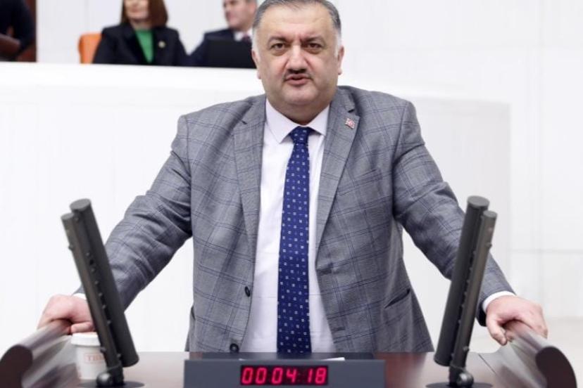 DEVA Partili Karal’dan 2027 bütçesine faiz tepkisi: “Parası olan faizden kazanacak, ceremesini yine millet çekecek!” “İsraf var, insaf yok! Bütçenin her 7 lirasından 1 lirası faize gidecek”