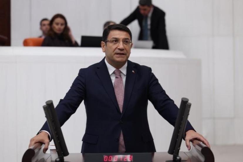 DEVA Partisi Ankara Milletvekili İdris Şahin’den Ayaş Gökler’de planlanan Geri Dönüşüm İhtisas OSB’sinin yer seçimi ve kamulaştırma sürecine ilişkin uyarı: “Çiftçiye vere vere borç verdiniz, ala ala şimdi toprağına mı sıra geldi?”