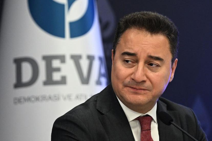Ali Babacan'dan hükümete çağrı :  Borçlar  yapılandırılsın